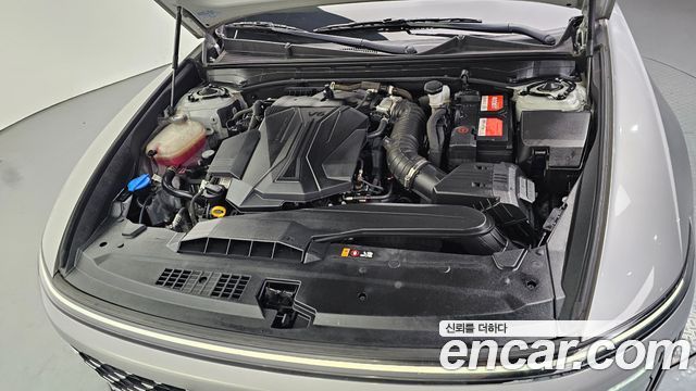 Hyundai Grandeur (GN7) 3.5 LPG 2WD (Taxi) Deluxe 2023 — фото 6