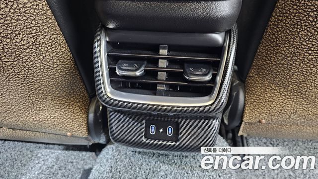 Hyundai Grandeur (GN7) 3.5 LPG 2WD (Taxi) Deluxe 2023 — фото 30