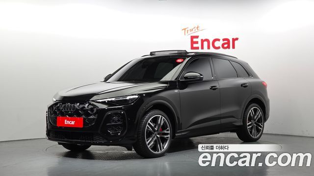 Audi Q5 (80A) 45 TFSI Quattro S Line Black Ediiton 2025 — фото 1