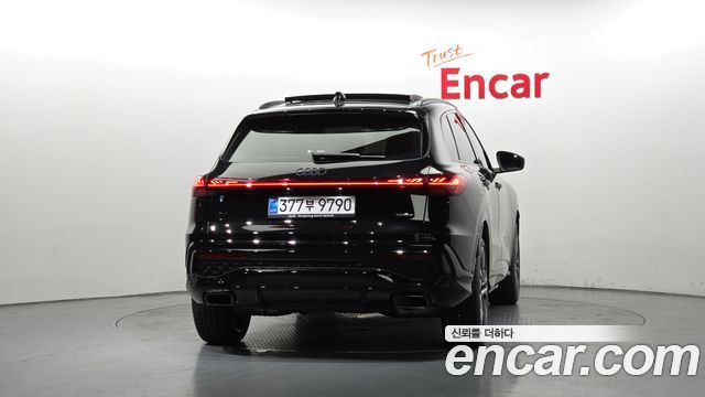 Audi Q5 (80A) 45 TFSI Quattro S Line Black Ediiton 2025 — фото 4