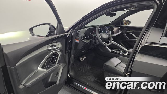 Audi Q5 (80A) 45 TFSI Quattro S Line Black Ediiton 2025 — фото 10