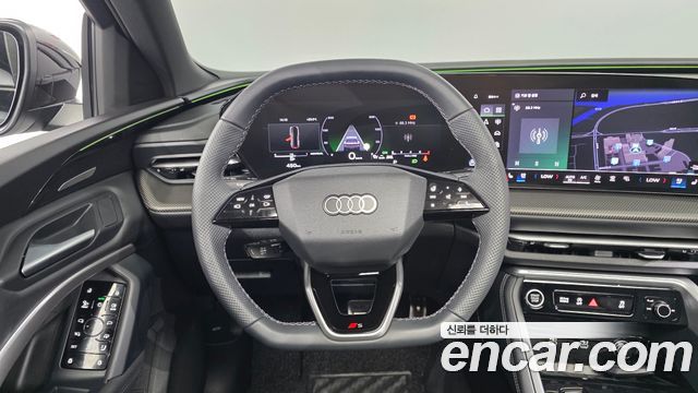 Audi Q5 (80A) 45 TFSI Quattro S Line Black Ediiton 2025 — фото 13