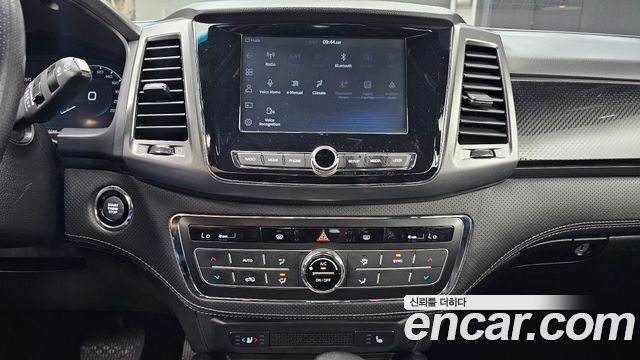 KG Mobility (SsangYong) Rexton Sports Diesel 2.2 2WD Prestige 2022 — фото 14
