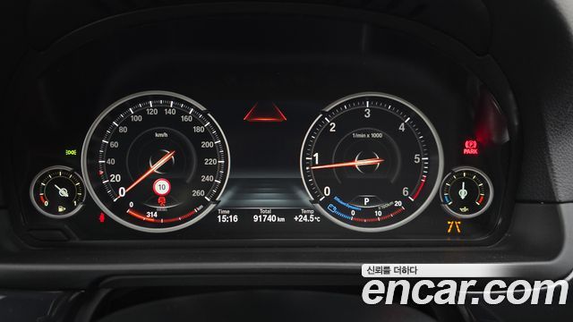 BMW 5 Series (F10) 520d M Aero Dynamic 2016 — фото 8