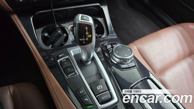 BMW 5 Series (F10) 520d M Aero Dynamic 2016 — фото 9