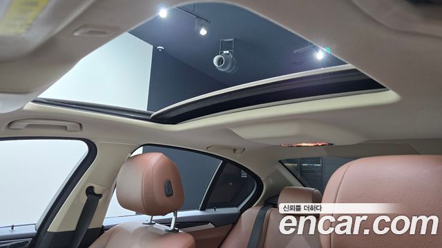 BMW 5 Series (F10) 520d M Aero Dynamic 2016 — фото 16