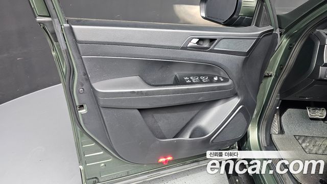 KG Mobility (SsangYong) Rexton Sports Khan Diesel 2.2 4WD Prestige 2022 — фото 24