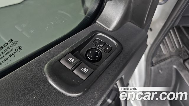 Renault Korea Master 2.3 15-Seater 2020 — фото 11