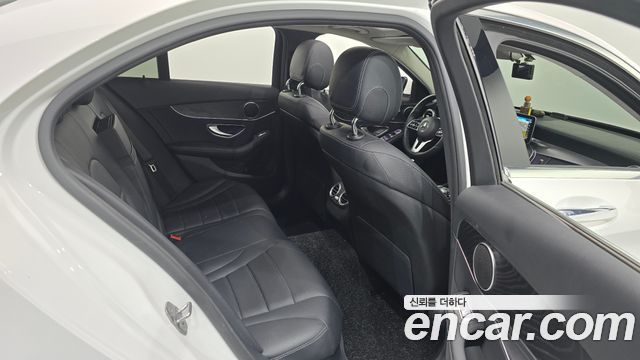 Mercedes-Benz C-Class (W205) C220 d Avantgarde 2019 — фото 11