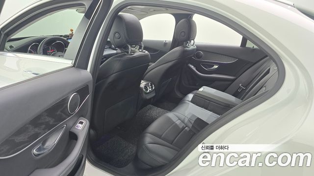 Mercedes-Benz C-Class (W205) C220 d Avantgarde 2019 — фото 12