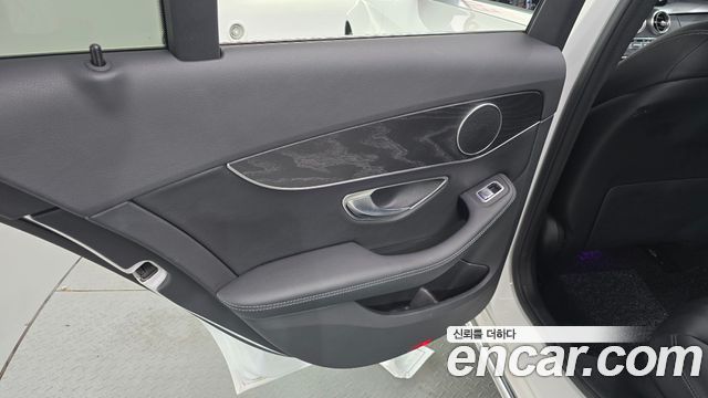 Mercedes-Benz C-Class (W205) C220 d Avantgarde 2019 — фото 25