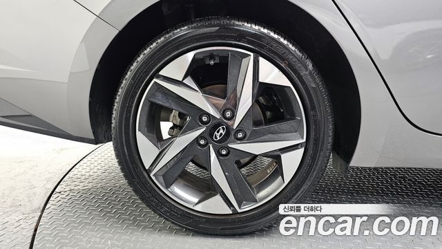 Hyundai Avante (CN7) 1.6 Inspiration 2021 — фото 5