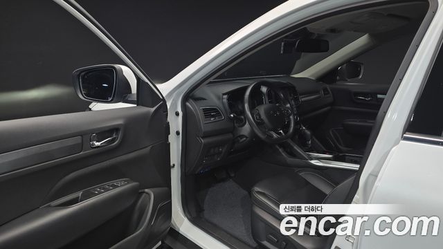 Renault Korea QM6 2.0 LPe LE Signature 2WD 2022 — фото 10