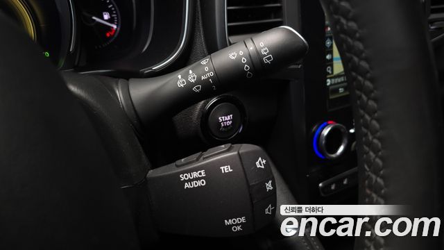 Renault Korea QM6 2.0 LPe LE Signature 2WD 2022 — фото 17
