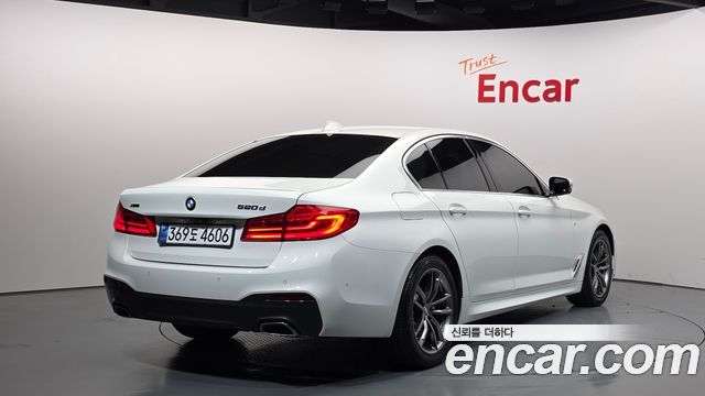 BMW 5 Series (G30) 520d xDrive M Sport Package Plus 2020 — фото 2
