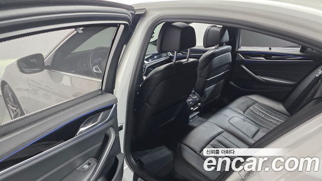 BMW 5 Series (G30) 520d xDrive M Sport Package Plus 2020 — фото 17