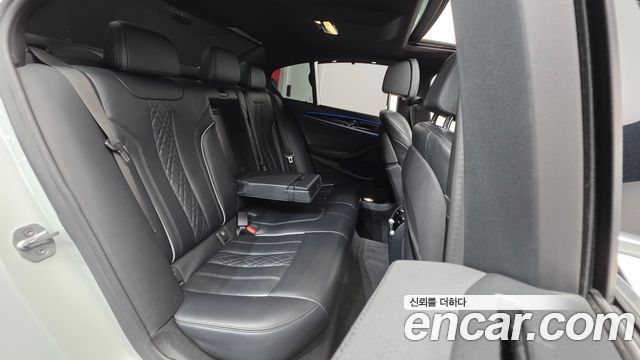 BMW 5 Series (G30) 520d xDrive M Sport Package Plus 2020 — фото 19