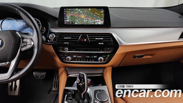BMW 5 Series (G30) 530i xDrive M Sport Package 2018 — фото 14