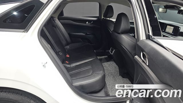 Kia K5 (III) 2.0 LPI(Renter car) Strandard 2023 — фото 11