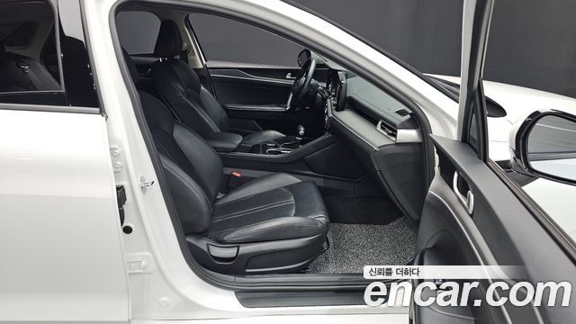 Kia K5 (III) 2.0 LPI(Renter car) Strandard 2023 — фото 26