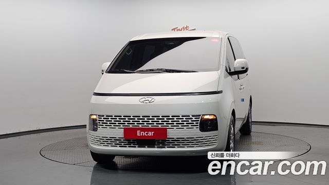 Hyundai Staria Tourer 11-Seater Modern 2022 — фото 3
