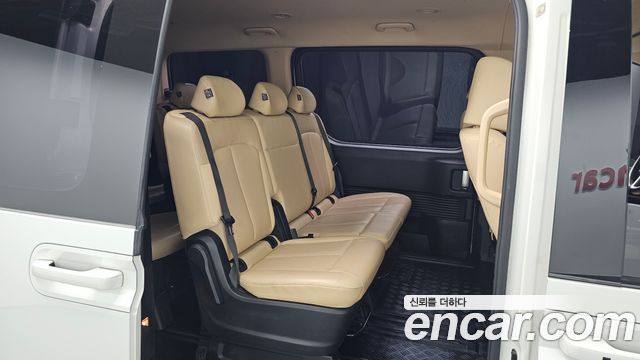 Hyundai Staria Tourer 11-Seater Modern 2022 — фото 11