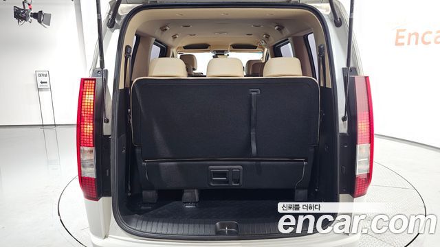 Hyundai Staria Tourer 11-Seater Modern 2022 — фото 15