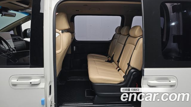 Hyundai Staria Tourer 11-Seater Modern 2022 — фото 16