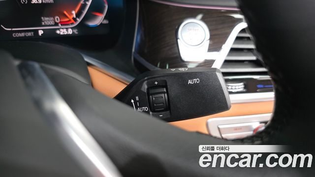 BMW 7 Series (G11) 740Li xDrive Design Pure Excellence 2020 — фото 37