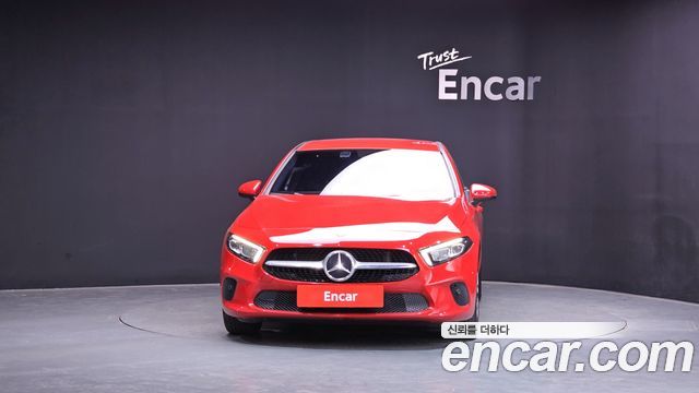 Mercedes-Benz A-Class (W177) A220 Hatchback 2019 — фото 3