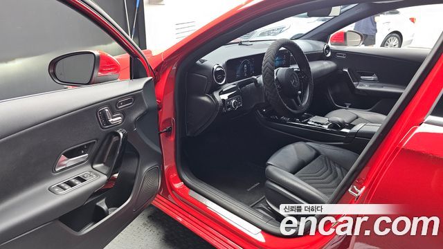 Mercedes-Benz A-Class (W177) A220 Hatchback 2019 — фото 10