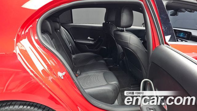 Mercedes-Benz A-Class (W177) A220 Hatchback 2019 — фото 11