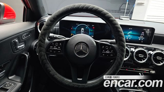 Mercedes-Benz A-Class (W177) A220 Hatchback 2019 — фото 12