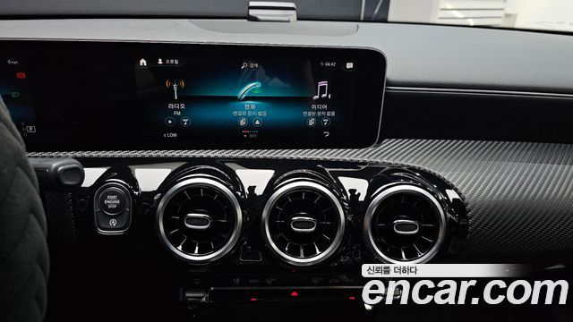 Mercedes-Benz A-Class (W177) A220 Hatchback 2019 — фото 13