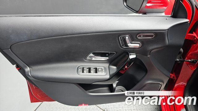 Mercedes-Benz A-Class (W177) A220 Hatchback 2019 — фото 24