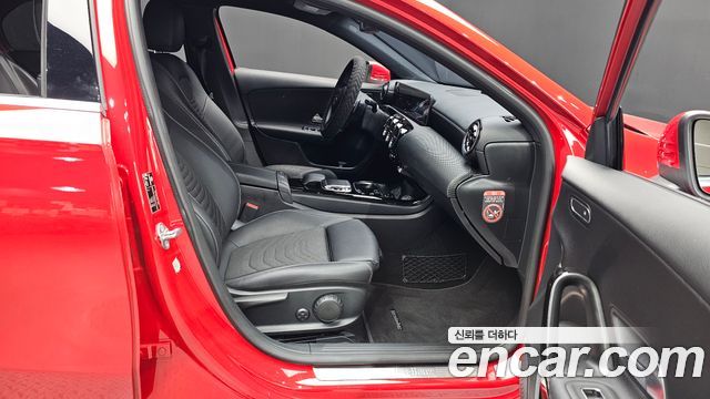 Mercedes-Benz A-Class (W177) A220 Hatchback 2019 — фото 26