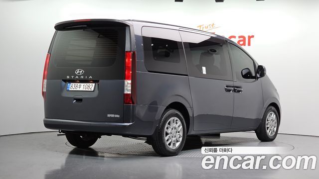 Hyundai Staria Cargo 5-Seater Modern 2023 — фото 2