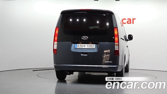 Hyundai Staria Cargo 5-Seater Modern 2023 — фото 4