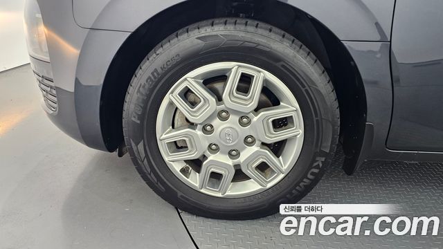 Hyundai Staria Cargo 5-Seater Modern 2023 — фото 5