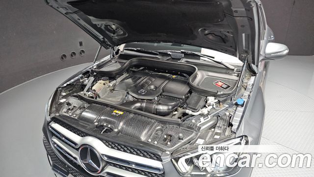 Mercedes-Benz GLE-Class (W167) GLE300d 4MATIC 2019 — фото 6