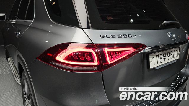 Mercedes-Benz GLE-Class (W167) GLE300d 4MATIC 2019 — фото 23