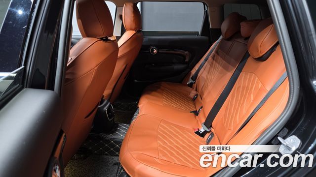 MINI Cooper Clubman Classic 2nd 2024 — фото 12