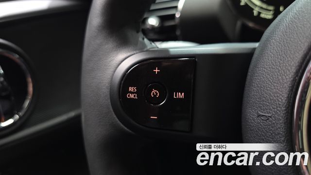 MINI Cooper Clubman Classic 2nd 2024 — фото 18