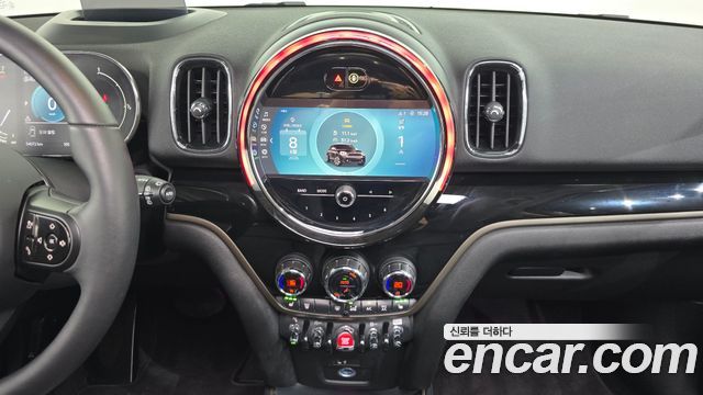MINI Cooper Countryman Classic Plus Launch Pack 2nd Gen 2023 — фото 29