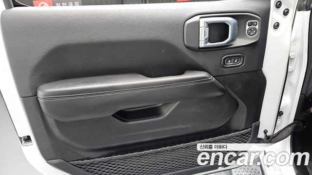 Jeep Wrangler (JL) 2.0 Overland Power Top 4Door 4xe 2021 — фото 24