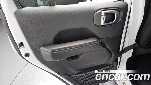Jeep Wrangler (JL) 2.0 Overland Power Top 4Door 4xe 2021 — фото 25