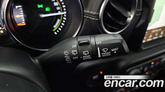 Jeep Wrangler (JL) 2.0 Overland Power Top 4Door 4xe 2021 — фото 29