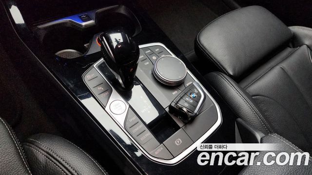 BMW 1 Series (F40) 120i Advantage 2022 — фото 9