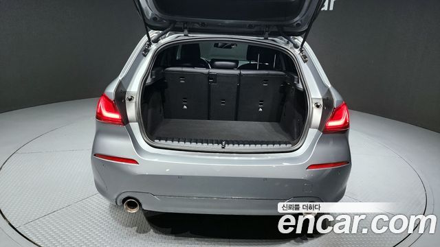 BMW 1 Series (F40) 120i Advantage 2022 — фото 20