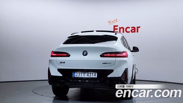 BMW X4 (G02) xDrive20i M Sport Pro Special Edition 2025 — фото 4